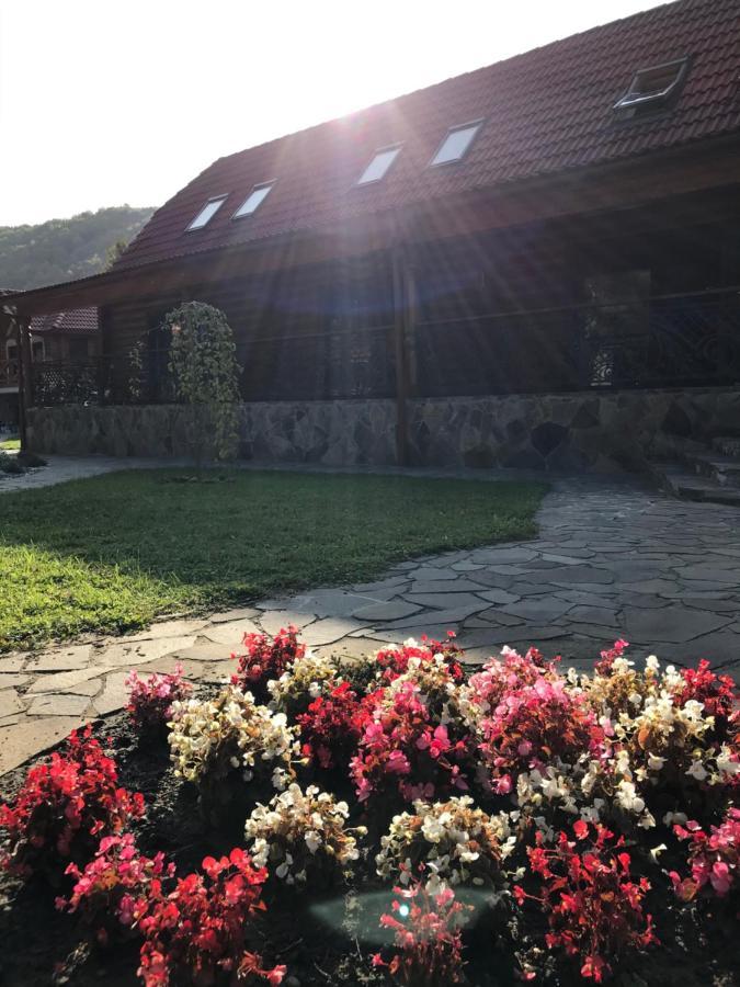 Apartamento Darino Rodnikovka Exterior foto