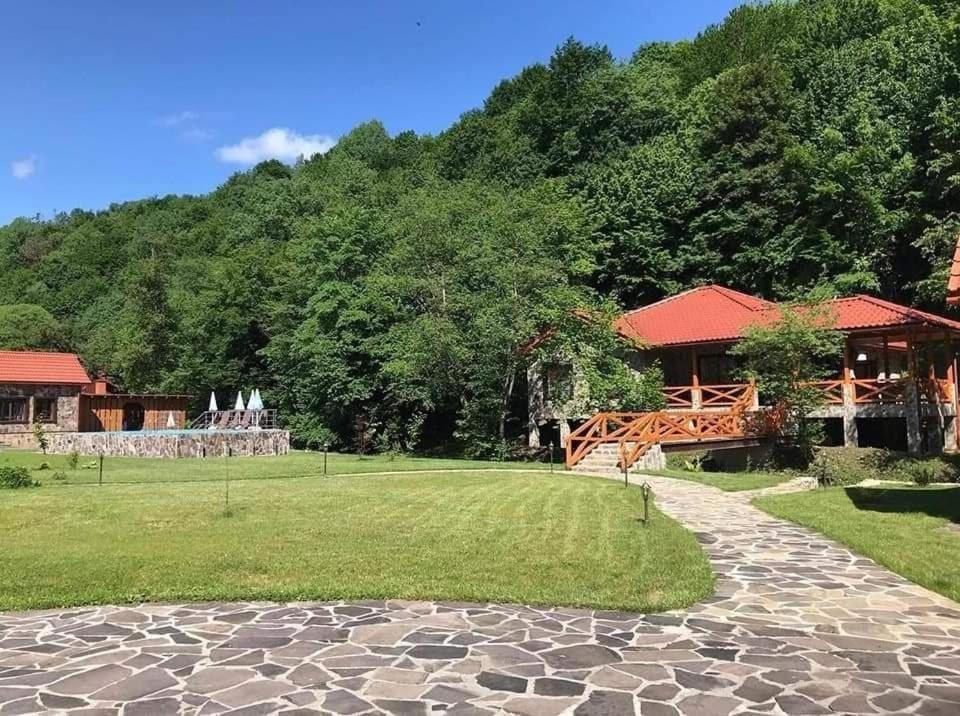 Apartamento Darino Rodnikovka Exterior foto