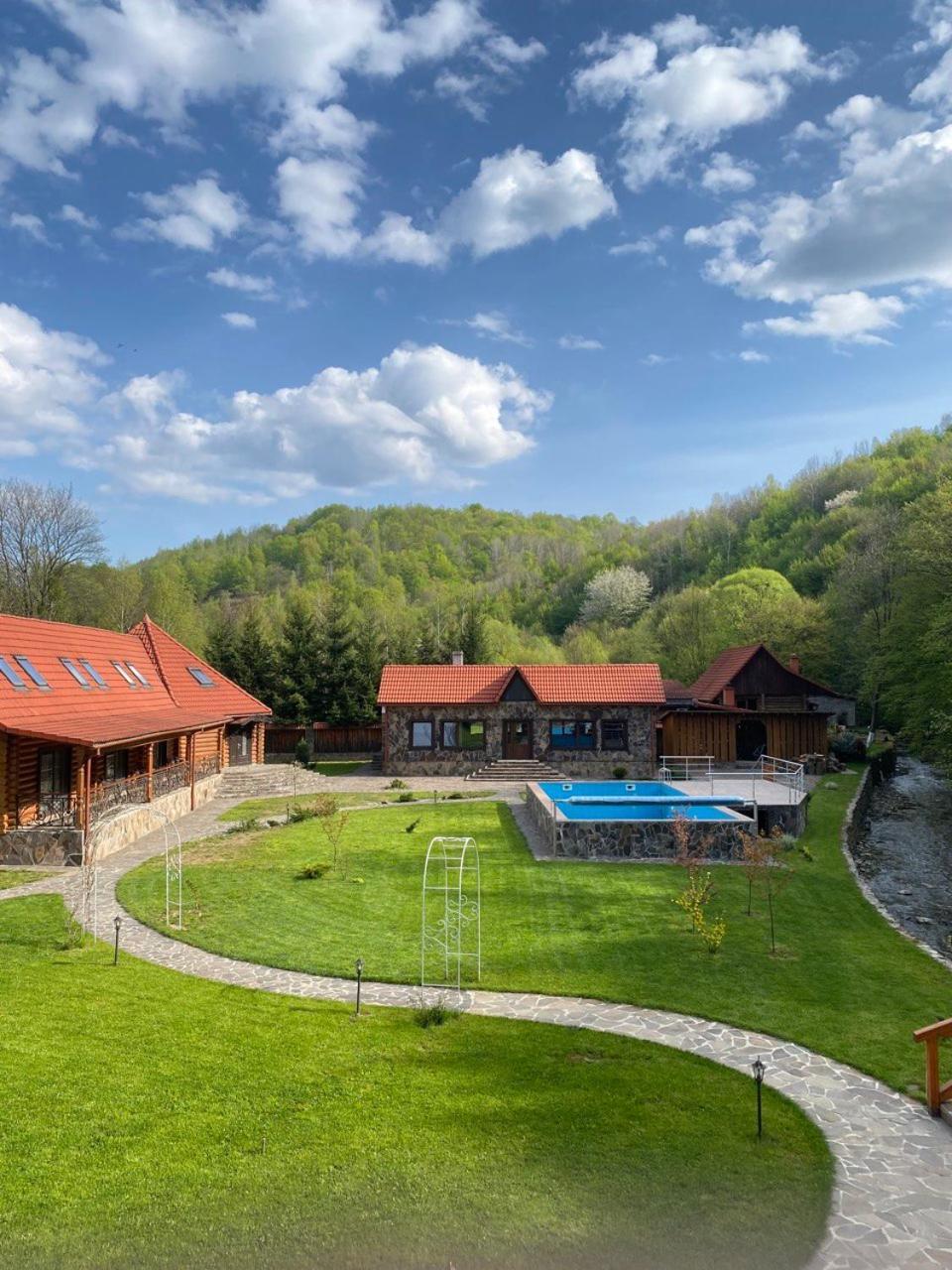Apartamento Darino Rodnikovka Exterior foto